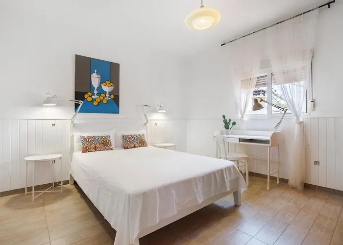 Abundia House * 科斯塔卡莱塔