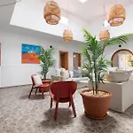 Abundia House *