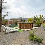 Abundia House Villa *